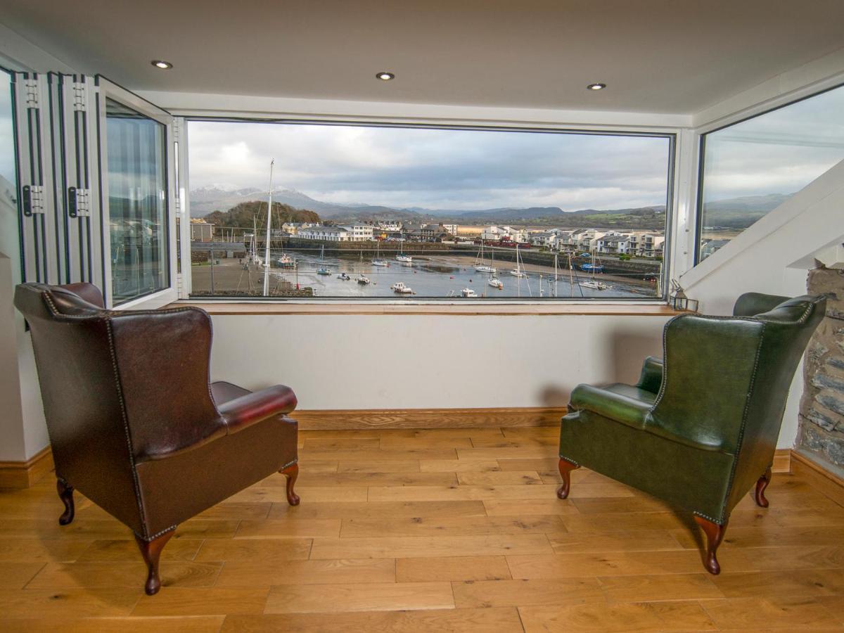 The Captain'S Penthouse Porthmadog Exterior foto